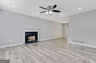 8730 Parliament Pl, Jonesboro, GA 30238 - Photo 3