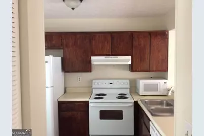 200 Sheraton Court, McDonough, GA 30253 - Photo 3