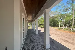 119 Hampton Point Dr, Saint Simons, GA 31522 - Photo 15