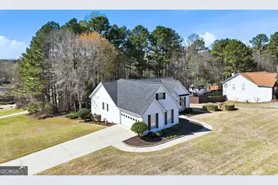 5551 Chestnut Creek Lane, Flowery Branch, GA 30542 - Photo 9