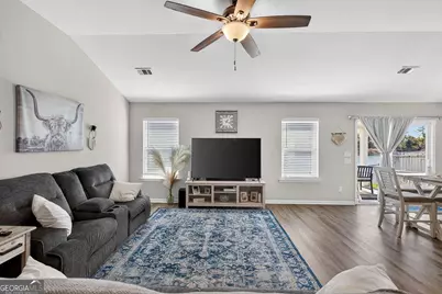 225 Roswell Drive E, Brunswick, GA 31525 - Photo 15