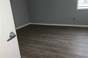 5945 Sutcliff Square, Lithonia, GA 30058 - Photo 3