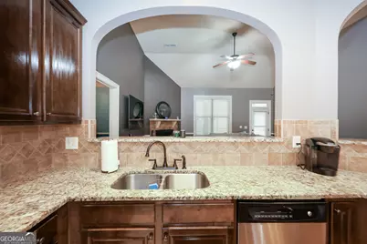 305 Legends Drive, Fayetteville, GA 30215 - Photo 21