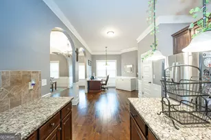 305 Legends Dr, Fayetteville, GA 30215 - Photo 23