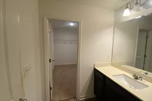 6368 Kennonbriar Ct, Lithonia, GA 30058 - Photo 9