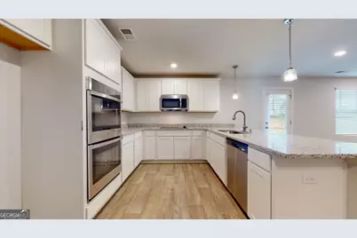 366 Jarrett Street, Fairburn, GA 30213 - Photo 5