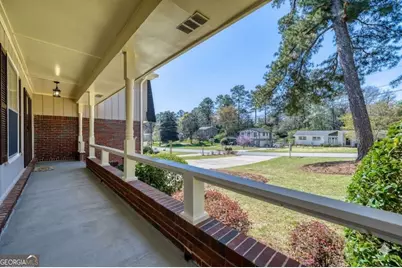 180 Jade Cove Circle, Roswell, GA 30075 - Photo 3