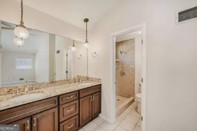 180 Jade Cove Circle, Roswell, GA 30075 - Photo 25