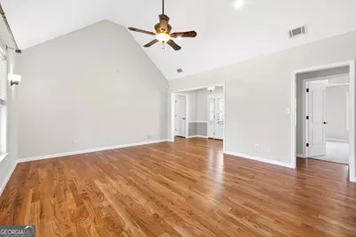 1211 Parham Town Road, Bowman, GA 30624 - Photo 11