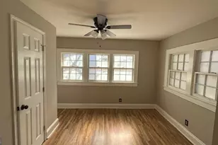 1366 Bryan Ave, East Point, GA 30344 - Photo 15