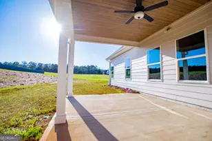 102 Red Oak Ln, Carrollton, GA 30116 - Photo 39