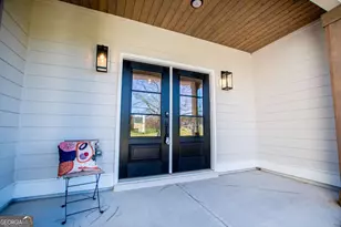 102 Red Oak Ln, Carrollton, GA 30116 - Photo 3