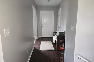 6733 Jojanne Ln, Stonecrest, GA 30038 - Photo 3