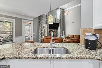 5908 Cliftondale Drive, Atlanta, GA 30349 - Photo 17