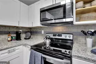 3162 Oakdale Rd, Hapeville, GA 30354 - Photo 13