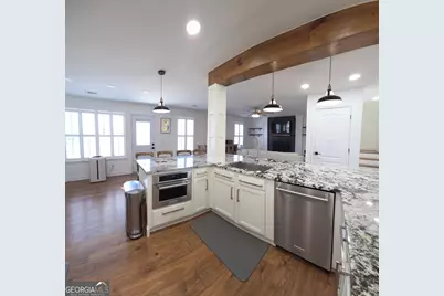 1121 Vanessa Avenue, Bogart, GA 30622 - Photo 9