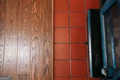 549 Gholston Street, Comer, GA 30629 - Photo 9