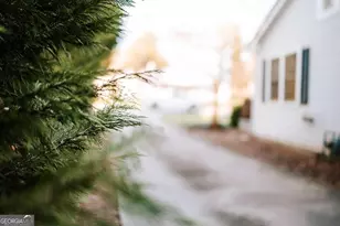 549 Gholston St, Comer, GA 30629 - Photo 37