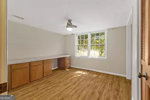 1055 Hunterhill Dr, Roswell, GA 30075 - Photo 63