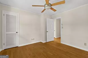 1055 Hunterhill Dr, Roswell, GA 30075 - Photo 45