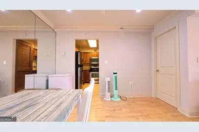 2479 Peachtree Road NE #1306, Atlanta, GA 30305 - Photo 11