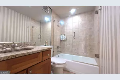 2479 Peachtree Road NE #1306, Atlanta, GA 30305 - Photo 19