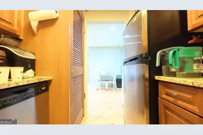 2479 Peachtree Road NE #1306, Atlanta, GA 30305 - Photo 17