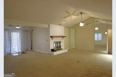 1517 Stoneleigh Way, Stone Mountain, GA 30088 - Photo 5