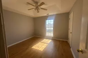 471 Eagles Crossing Cir, Riverdale, GA 30274 - Photo 11