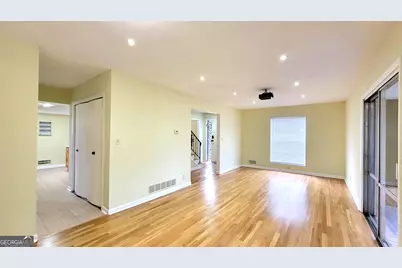 6418 Maddox Road, Morrow, GA 30260 - Photo 7