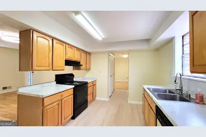 6418 Maddox Road, Morrow, GA 30260 - Photo 13