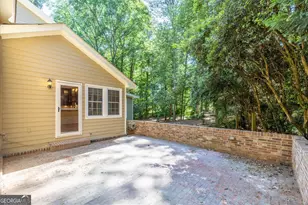 1942 Musket Ct, Smoke Rise, GA 30087 - Photo 17