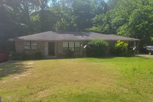 250 Lake Dr, Milledgeville, GA 31061 - Photo 1