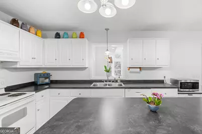 126 Oak Ridge Drive, Statesboro, GA 30458 - Photo 9