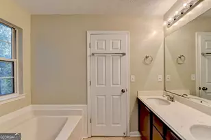 840 Melrose Park Pl, Lawrenceville, GA 30044 - Photo 31