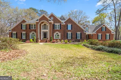 109 Crest Pte, Warner Robins, GA 31088 - Photo 1