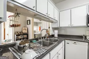 213 West Dr, Dublin, GA 31021 - Photo 13