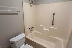 110 Jockey Club Dr, Athens, GA 30605 - Photo 9