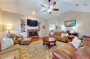 113 Serenoa Dr, Brunswick, GA 31523 - Photo 9