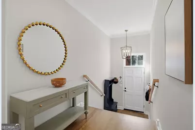 423 Jefferson Circle #423, Atlanta, GA 30328 - Photo 3