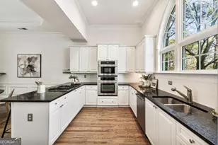 802 Clifton Heights Ln NE, Atlanta, GA 30329 - Photo 39