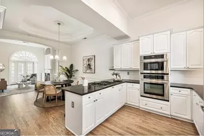 802 Clifton Heights Lane NE, Atlanta, GA 30329 - Photo 37