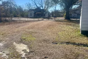 506 Washington Ave, Waycross, GA 31501 - Photo 15