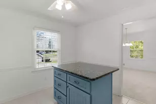 765 Swamp Creek Dr, Jonesboro, GA 30238 - Photo 9