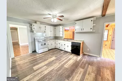 129 Mallory Drive, Lagrange, GA 30241 - Photo 13