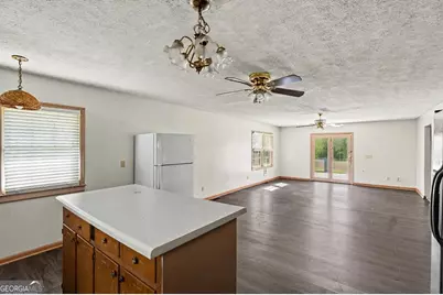 512 Terry Drive, Griffin, GA 30223 - Photo 9