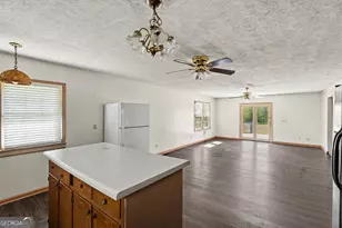 512 Terry Dr, Griffin, GA 30223 - Photo 9