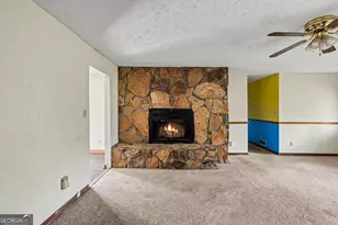 512 Terry Dr, Griffin, GA 30223 - Photo 3