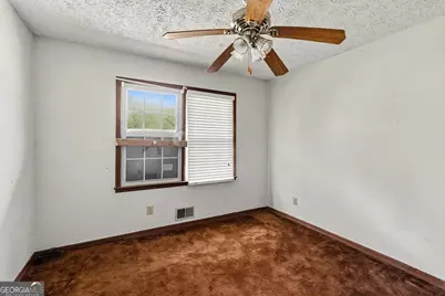 512 Terry Drive, Griffin, GA 30223 - Photo 17