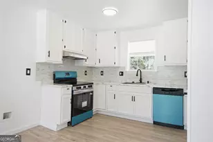 1023 James Cross Ave, Albany, GA 31721 - Photo 5